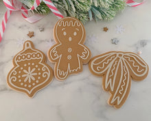 Load image into Gallery viewer, Gingerbread Bow Cookie Cutter/ Embosser