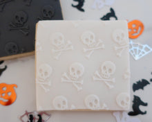 Load image into Gallery viewer, Skull & Cross Bones Texture Embosser - Made in the UK with Love from House of Toot Sweet - Just £7! Shop now at House of Toot Sweet