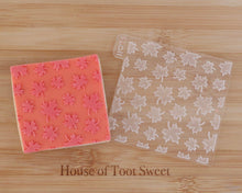 Load image into Gallery viewer, Autumn Leaves/Fall Texture Embosser - Made in the UK with Love from House of Toot Sweet - Just £7! Shop now at House of Toot Sweet