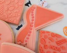 Load image into Gallery viewer, Pennant Embosser / Cutter - House of Toot Sweet