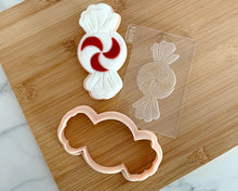 Load image into Gallery viewer, Peppermint Candy Swirl Fondant Embosser and Cutter