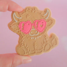 Load image into Gallery viewer, Highland Cow Fondant Embosser/ Cutter