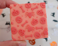 Load image into Gallery viewer, Halloween Texture Embosser - Made in the UK with Love from House of Toot Sweet - Just £7! Shop now at House of Toot Sweet