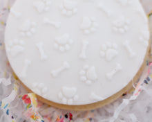 Load image into Gallery viewer, Paw & Bone Pattern Texture Embosser - Made in the UK with Love from House of Toot Sweet - Just £7! Shop now at House of Toot Sweet