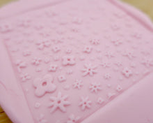 Load image into Gallery viewer, Ditsy Floral Pattern Texture Fondant Embosser - Made in the UK with Love from House of Toot Sweet - Just £7! Shop now at House of Toot Sweet