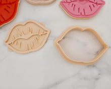 Load image into Gallery viewer, Luscious Lips Fondant Embosser and Cutter - Made in the UK with Love from House of Toot Sweet - Just £5.50! Shop now at House of Toot Sweet