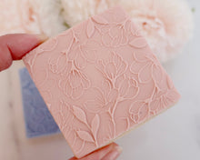Load image into Gallery viewer, Delicate Floral Texture Fondant Embosser - Made in the UK with Love from House of Toot Sweet - Just £7.50! Shop now at House of Toot Sweet