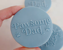 Load image into Gallery viewer, Pawsome Dad Retro Fondant Cookie Embosser - Made in the UK with Love from House of Toot Sweet - Just £6.50! Shop now at House of Toot Sweet
