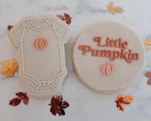 Load image into Gallery viewer, Little Pumpkin Cookie & Cupcake Embosser - Made in the UK with Love from House of Toot Sweet - Just £6.50! Shop now at House of Toot Sweet