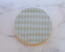 Load image into Gallery viewer, Diamond Texture Fondant Embosser - Made in the UK with Love from House of Toot Sweet - Just £7! Shop now at House of Toot Sweet