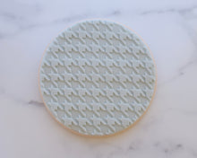 Load image into Gallery viewer, Dogstooth Texture Fondant Embosser - Made in the UK with Love from House of Toot Sweet - Just £7! Shop now at House of Toot Sweet
