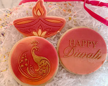 Load image into Gallery viewer, Peacock Fondant Cookie Embosser