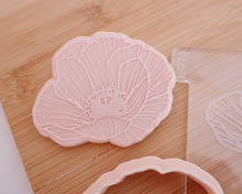 Load image into Gallery viewer, Poppy Fondant Embosser / Cutter - Made in the UK with Love from House of Toot Sweet - Just £6.50! Shop now at House of Toot Sweet