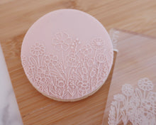 Load image into Gallery viewer, Wildflowers Fondant Embosser - Made in the UK with Love from House of Toot Sweet - Just £7! Shop now at House of Toot Sweet