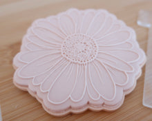 Load image into Gallery viewer, Gerbera Daisy Fondant Embosser / Cutter - Made in the UK with Love from House of Toot Sweet - Just £6.50! Shop now at House of Toot Sweet