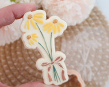 Load image into Gallery viewer, Daisy Bouquet Fondant Embosser / Cutter - Made in the UK with Love from House of Toot Sweet - Just £6.50! Shop now at House of Toot Sweet