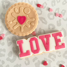 Load image into Gallery viewer, Heart Jam Biscuit Fondant Pop Embosser and Cutter