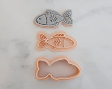 Load image into Gallery viewer, Mini Fish fondant cookie Stamp / Cutter - Made in the UK with Love from House of Toot Sweet - Just £4.99! Shop now at House of Toot Sweet