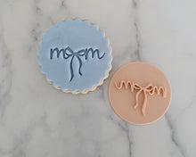 Load image into Gallery viewer, Mum/ Mom Bow Fondant Cookie Stamp
