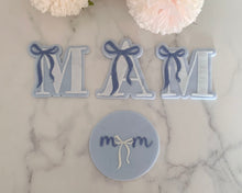 Load image into Gallery viewer, Mum Bow Fondant Cookie Embosser