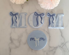 Load image into Gallery viewer, Mum Bow Fondant Cookie Embosser