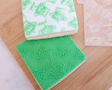 Load image into Gallery viewer, Aliens Texture Fondant Cookie Embosser