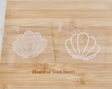 Load image into Gallery viewer, Clam Shell Embosser / Cutter - Made in the UK with Love from House of Toot Sweet - Just £6! Shop now at House of Toot Sweet
