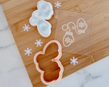 Load image into Gallery viewer, Wool Mittens Embosser and Cutter - Made in the UK with Love from House of Toot Sweet - Just £6! Shop now at House of Toot Sweet