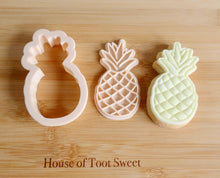 Load image into Gallery viewer, Pineapple Stamp / Cutter - Made in the UK with Love from House of Toot Sweet - Just £5! Shop now at House of Toot Sweet