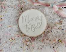 Load image into Gallery viewer, Mummy To Be Stamp - Made in the UK with Love from House of Toot Sweet - Just £5! Shop now at House of Toot Sweet