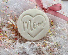 Load image into Gallery viewer, Mom Heart Stamp - Made in the UK with Love from House of Toot Sweet - Just £5! Shop now at House of Toot Sweet