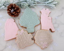 Load image into Gallery viewer, Decorative Christmas Tree Embosser / Cutter - Made in the UK with Love from House of Toot Sweet - Just £6.50! Shop now at House of Toot Sweet