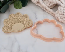 Load image into Gallery viewer, Rattan Daisy Plaque Embosser / Cutter - Made in the UK with Love  from House of Toot Sweet - Just £6.50! Shop now at House of Toot Sweet