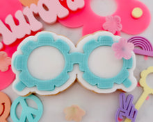 Load image into Gallery viewer, Daisy Glasses Embosser / Cutter - Made in the UK with Love from House of Toot Sweet - Just £7! Shop now at House of Toot Sweet