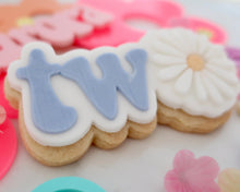 Load image into Gallery viewer, Daisy Two Embosser / Cutter - Made in the UK with Love from House of Toot Sweet - Just £6! Shop now at House of Toot Sweet