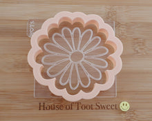 Load image into Gallery viewer, Large Daisy Embosser / Cutter - Made in the UK with Love from House of Toot Sweet - Just £6.50! Shop now at House of Toot Sweet