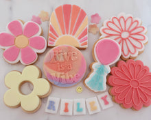 Load image into Gallery viewer, Simple Daisy Embosser / Cutter - Made in the UK with Love from House of Toot Sweet - Just £6! Shop now at House of Toot Sweet