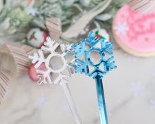 Load image into Gallery viewer, Mirror Snowflake Drink Stirrer Set - Made in the UK with Love from House of Toot Sweet - Just £5.50! Shop now at House of Toot Sweet