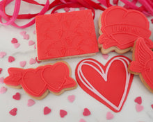 Load image into Gallery viewer, Scribble Heart Embosser/ Cutter - Made in the UK with Love from House of Toot Sweet - Just £5.50! Shop now at House of Toot Sweet