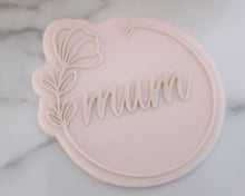 Load image into Gallery viewer, Floral Border Mum, Mom, Mam, Nan Embosser / Cutter - Made in the UK with Love from House of Toot Sweet - Just £6.50! Shop now at House of Toot Sweet