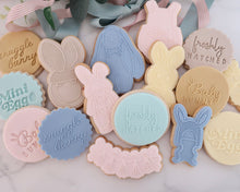 Load image into Gallery viewer, Tassel Bunting Embosser / Cutter - Made in the UK with Love from House of Toot Sweet - Just £6! Shop now at House of Toot Sweet