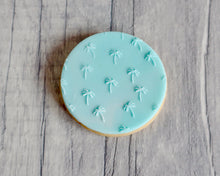 Load image into Gallery viewer, Palm Trees Texture Embosser - Made in the UK with Love from House of Toot Sweet - Just £7! Shop now at House of Toot Sweet