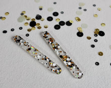 Load image into Gallery viewer, Glamour Party Mix Cakesicles sticks - Made in the UK with Love Cake Decorating Supplies from House of Toot Sweet - Just £5! Shop now at House of Toot Sweet
