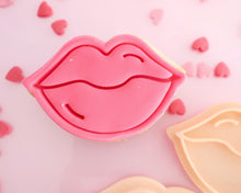 Load image into Gallery viewer, Lips - Kiss Stamp / Cutter - Made in the UK with Love from House of Toot Sweet - Just £5! Shop now at House of Toot Sweet