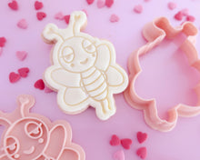 Load image into Gallery viewer, Cute Bee Stamp / Cutter - Made in the UK with Love from House of Toot Sweet - Just £5! Shop now at House of Toot Sweet