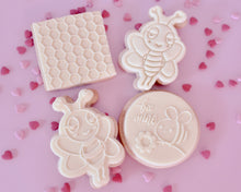 Load image into Gallery viewer, Cute Bee Embosser / Cutter - Made in the UK with Love from House of Toot Sweet - Just £6! Shop now at House of Toot Sweet