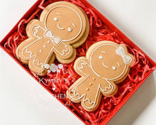 Load image into Gallery viewer, Gingerbread Man Embosser / Cutter