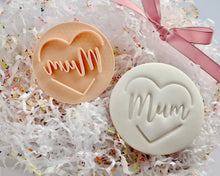 Load image into Gallery viewer, Mum Heart Stamp - Made in the UK with Love from House of Toot Sweet - Just £5! Shop now at House of Toot Sweet