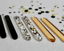 Load image into Gallery viewer, Glamour Party Mix Cakesicles sticks - Made in the UK with Love Cake Decorating Supplies from House of Toot Sweet - Just £5! Shop now at House of Toot Sweet