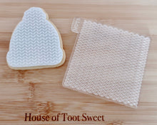 Load image into Gallery viewer, Knitted pattern Texture Embosser - Made in the UK with Love from House of Toot Sweet - Just £7! Shop now at House of Toot Sweet